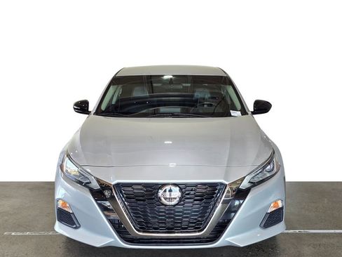 Used 2019 Nissan Altima 2.5 SR image 2