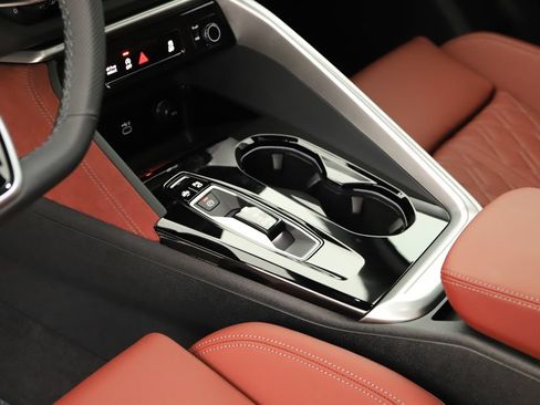 New 2026 Audi SQ5 Premium Plus AWD/4WD image 17