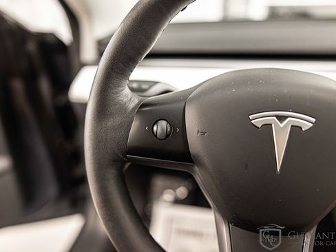 Used 2023 Tesla Model 3 Standard Range RWD image 23