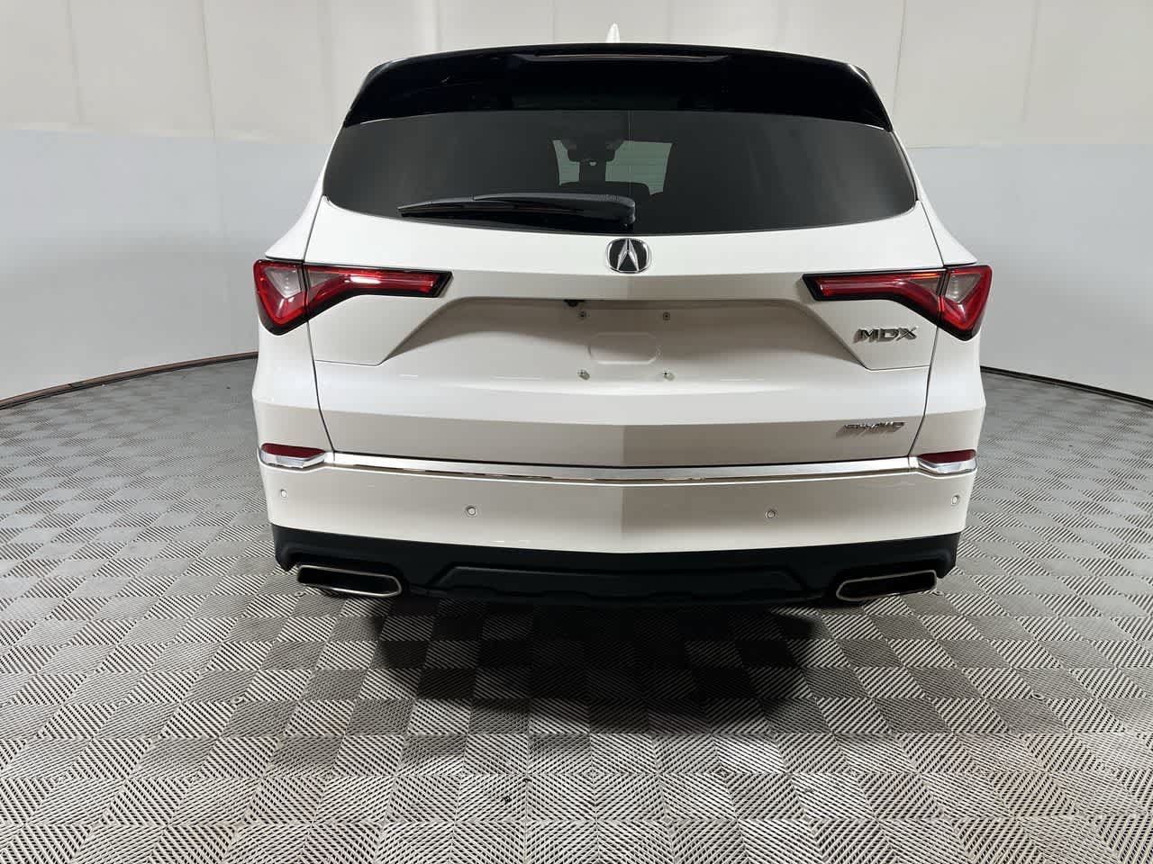 Certified 2024 Acura MDX w/ Technology Package AWD/4WD image 7