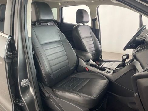 Used 2014 Ford Escape SE w/ Equipment Group 201A FWD image 47