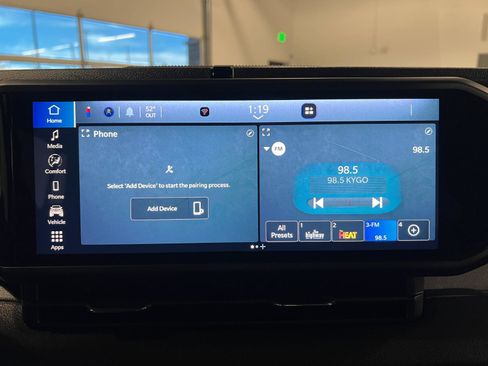 Used 2025 Jeep Gladiator Sport image 17