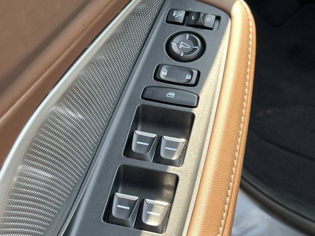 Used 2025 Acura MDX w/ Technology Package FWD image 32