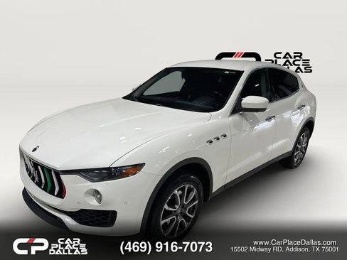Used 2017 Maserati Levante AWD/4WD image 11
