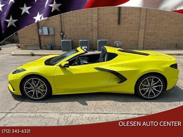Used 2023 Chevrolet Corvette Stingray Premium Cpe w/ Z51 Performance Package RWD image 1
