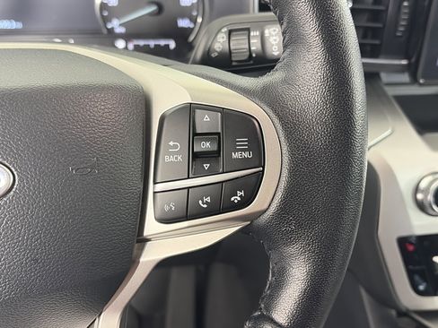 Used 2021 Ford Explorer XLT w/ Equipment Group 202A image 32