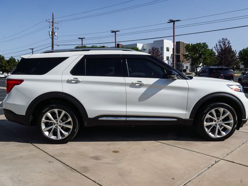 Used 2021 Ford Explorer Platinum w/ Equipment Group 601A AWD/4WD image 9