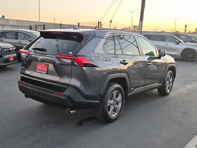 Used 2025 Toyota RAV4 LE AWD/4WD image 8