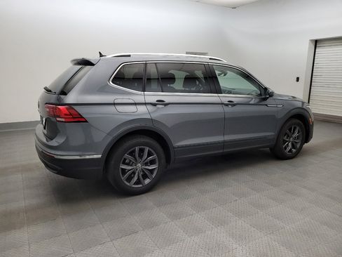 Used 2024 Volkswagen Tiguan SE FWD image 10