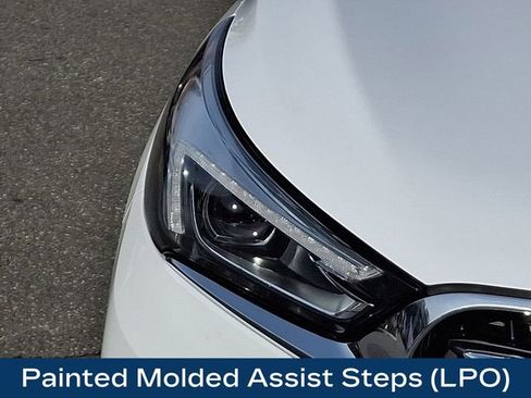 Used 2020 Buick Enclave Essence w/ LPO, Touring Package image 12