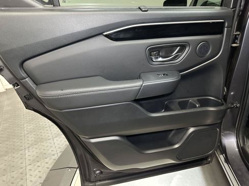 Used 2023 Honda Pilot EX-L image 29