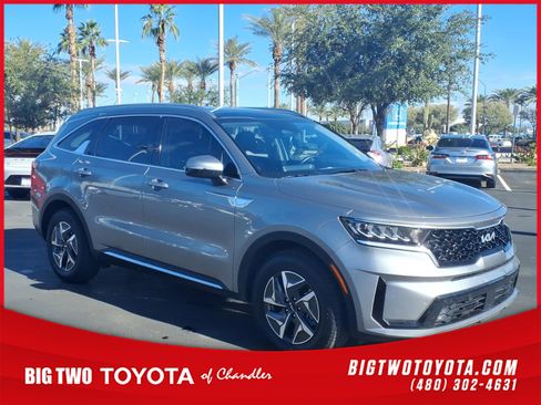 Used 2023 Kia Sorento EX w/ Panoramic Sunroof Package image 1