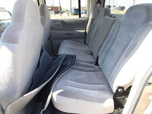 Used 2004 Dodge Dakota SLT w/ Deluxe Convenience Group AWD/4WD image 7