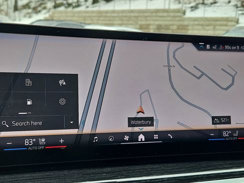 Used 2024 BMW X7 xDrive40i w/ M Sport Package image 20