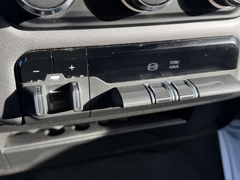 Used 2024 RAM 2500 Big Horn image 48