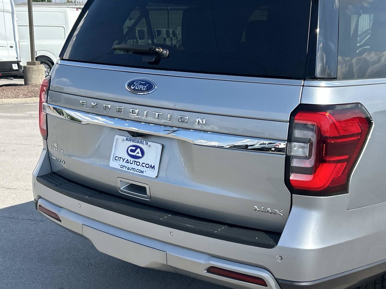 Used 2024 Ford Expedition Max Limited AWD/4WD image 13