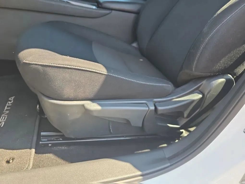 Used 2023 Nissan Sentra SV w/ All-Weather Package FWD image 15