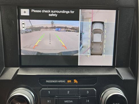 Used 2019 Ford F150 Lariat w/ Equipment Group 502A Luxury image 13