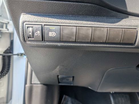 Certified 2023 Toyota Corolla LE image 13