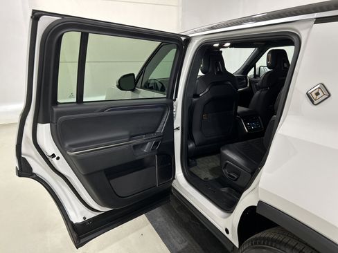 Used 2024 Rivian R1S Adventure image 17