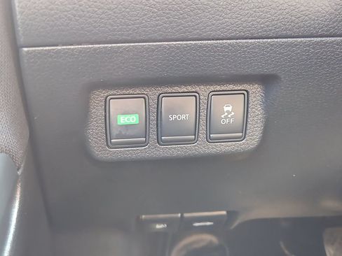 Used 2016 Nissan Sentra S FWD image 15