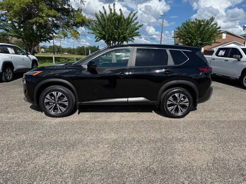 Used 2023 Nissan Rogue SV FWD image 5