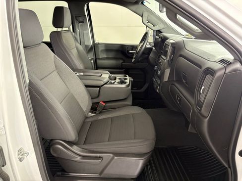 Used 2025 Chevrolet Silverado 2500 Custom w/ Custom Value Package image 45