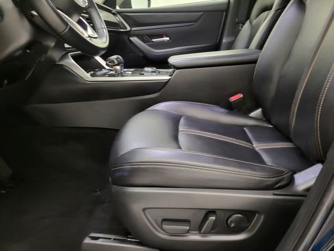 Used 2024 MAZDA CX-90 3.3 Turbo w/ Select Package image 3