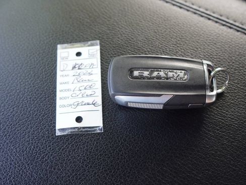 Used 2023 RAM 1500 Big Horn AWD/4WD image 36