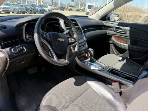 Used 2013 Chevrolet Malibu LT w/ Power Convenience Package image 11