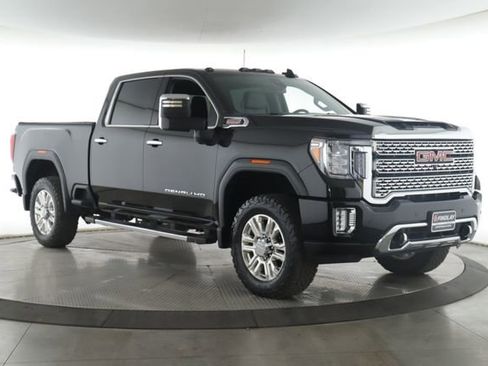 Used 2022 GMC Sierra 2500 Denali AWD/4WD image 2