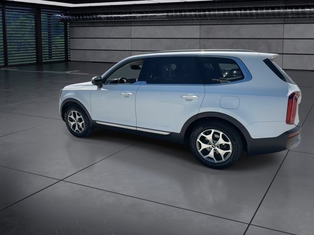 Used 2020 Kia Telluride EX w/ Towing Package FWD image 6