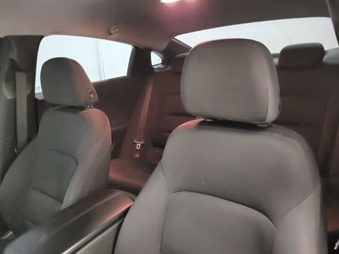 Used 2019 Chevrolet Malibu LT w/ Driver Confidence Package II image 29