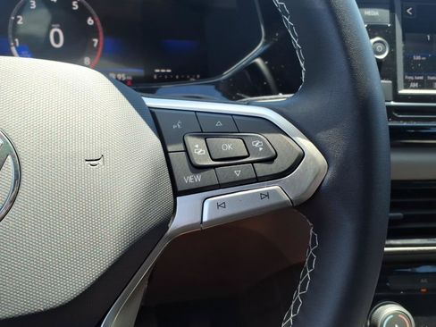 Certified 2023 Volkswagen Taos S FWD image 17