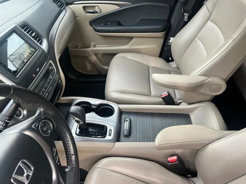 Used 2019 Honda Ridgeline RTL image 18