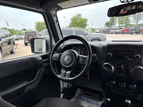 Used 2018 Jeep Wrangler Unlimited Sport S AWD/4WD image 47