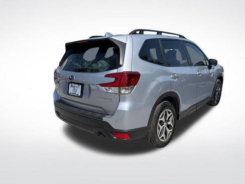 Certified 2023 Subaru Forester Premium AWD/4WD image 14
