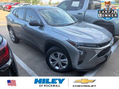 Used 2025 Chevrolet Trax LS w/ Driver Confidence Package