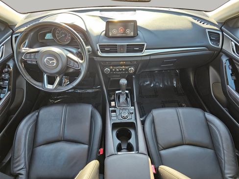 Used 2018 MAZDA MAZDA3 Touring image 2