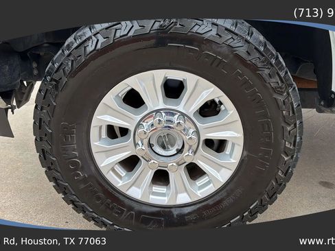 Used 2021 Ford F250 XLT image 16