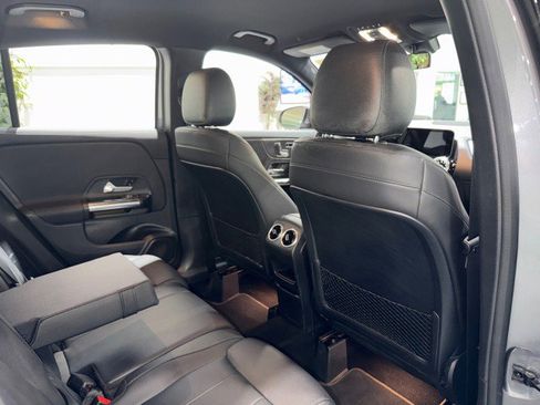 Used 2021 Mercedes-Benz GLA 250 4MATIC image 60