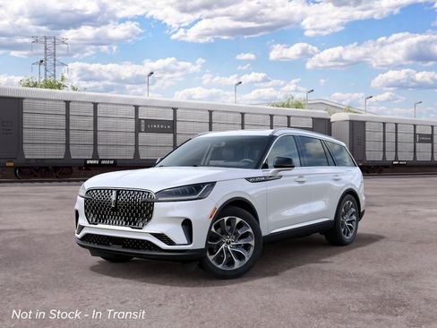 New 2027 Lincoln Aviator AWD image 2