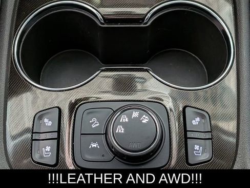 Used 2021 GMC Acadia AT4 w/ GMC Pro Grade Package image 34