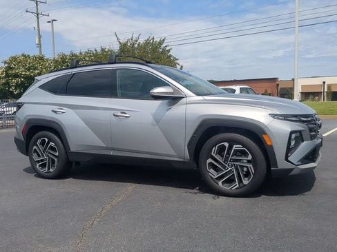 Certified 2026 Hyundai Tucson Limited FWD image 2