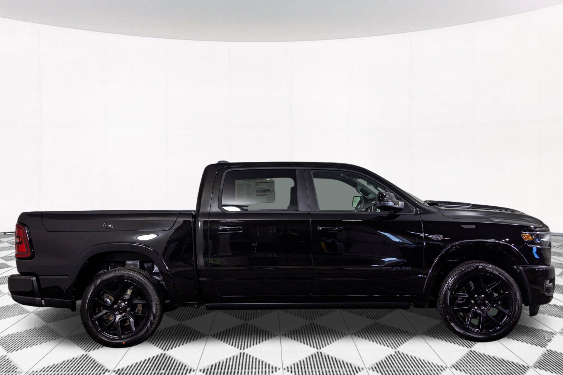 New 2027 RAM 1500 Laramie AWD/4WD image 15
