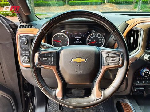 Used 2023 Chevrolet Silverado 2500 High Country w/ Z71 Off-Road Package AWD/4WD image 16
