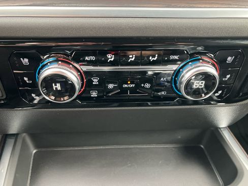 New 2026 GMC Sierra 1500 SLT w/ SLT Premium Package image 35