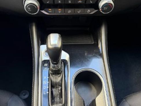 Used 2023 Nissan Altima 2.5 SV w/ SV Premium Package FWD image 23