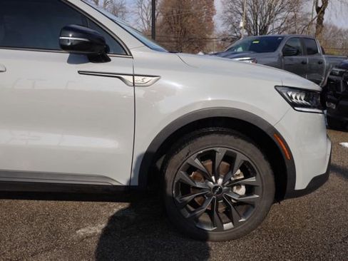 Certified 2023 Kia Sorento X-Line EX image 13