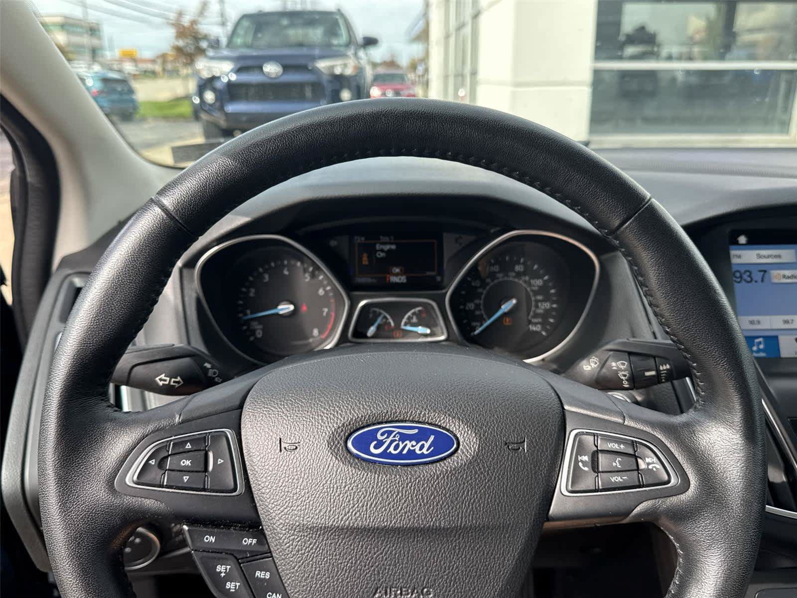 Used 2018 Ford Focus Titanium FWD image 18